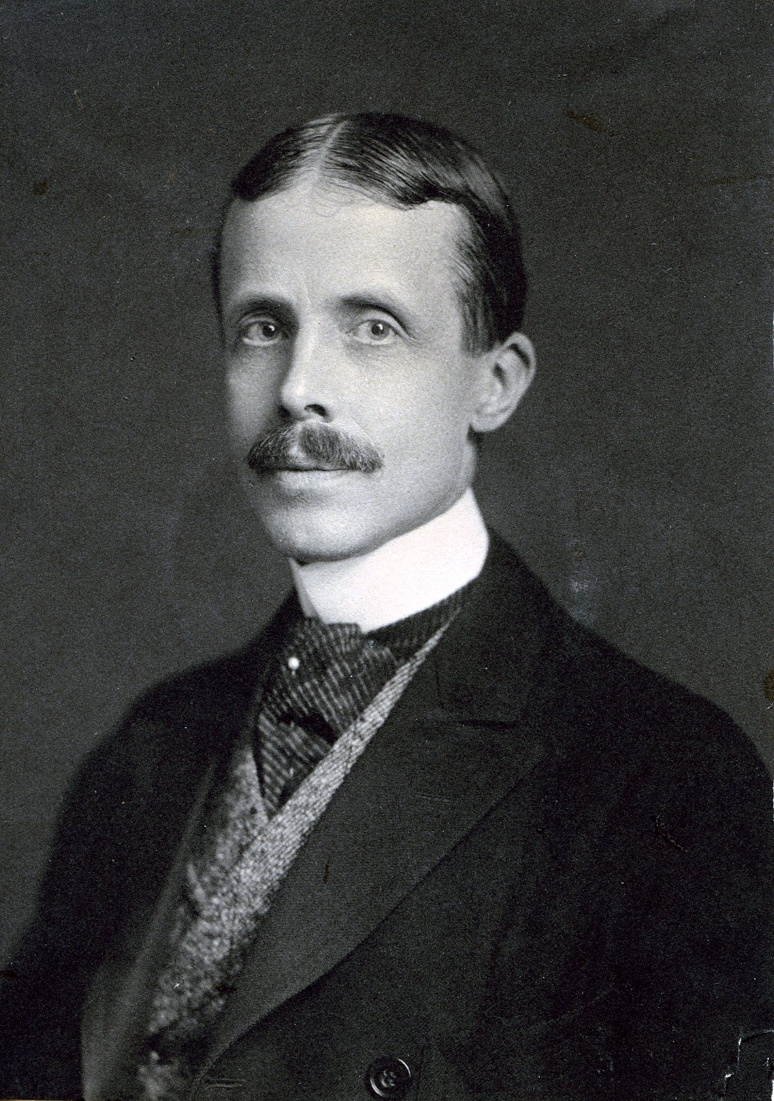 Member portrait of Leonard E. Opdycke